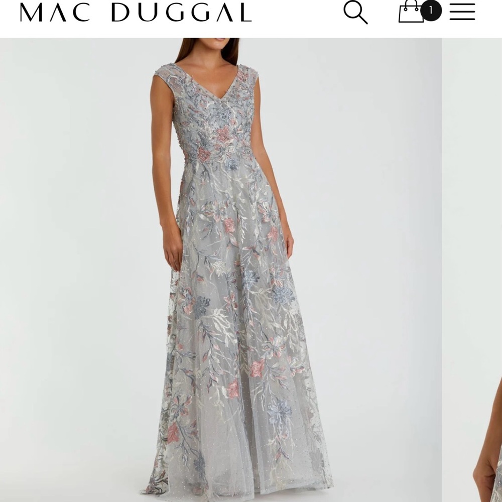 Mac Duggal Silver Embellished Sleeveless Gown NWT